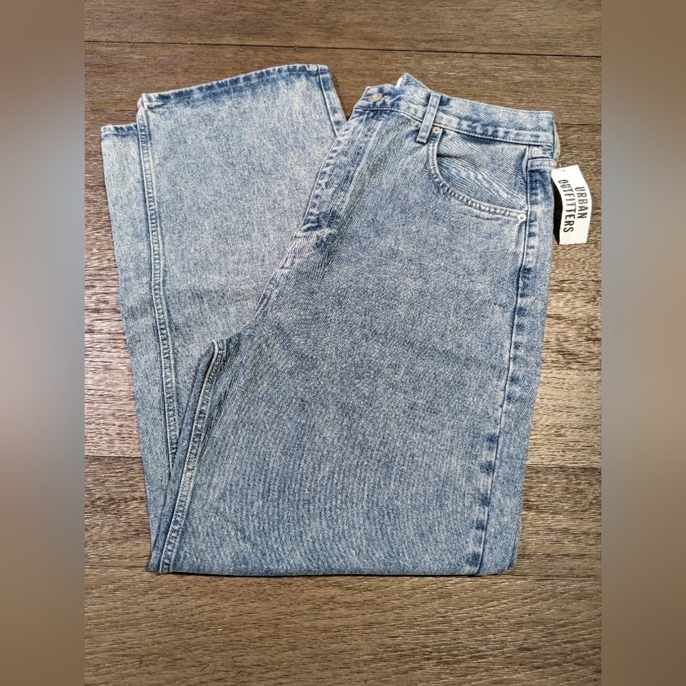 NWT Urban Outfitters BDG High-Rise Baggy Vintage Washed Denim Jeans Sz 34 New